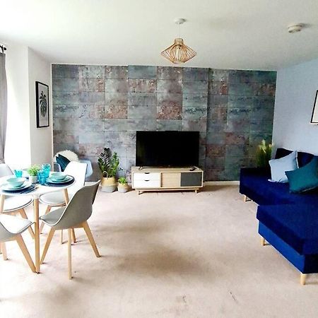 Stylish 2 Bedroom Apartment / Free Gated Parking Γλασκώβη Εξωτερικό φωτογραφία